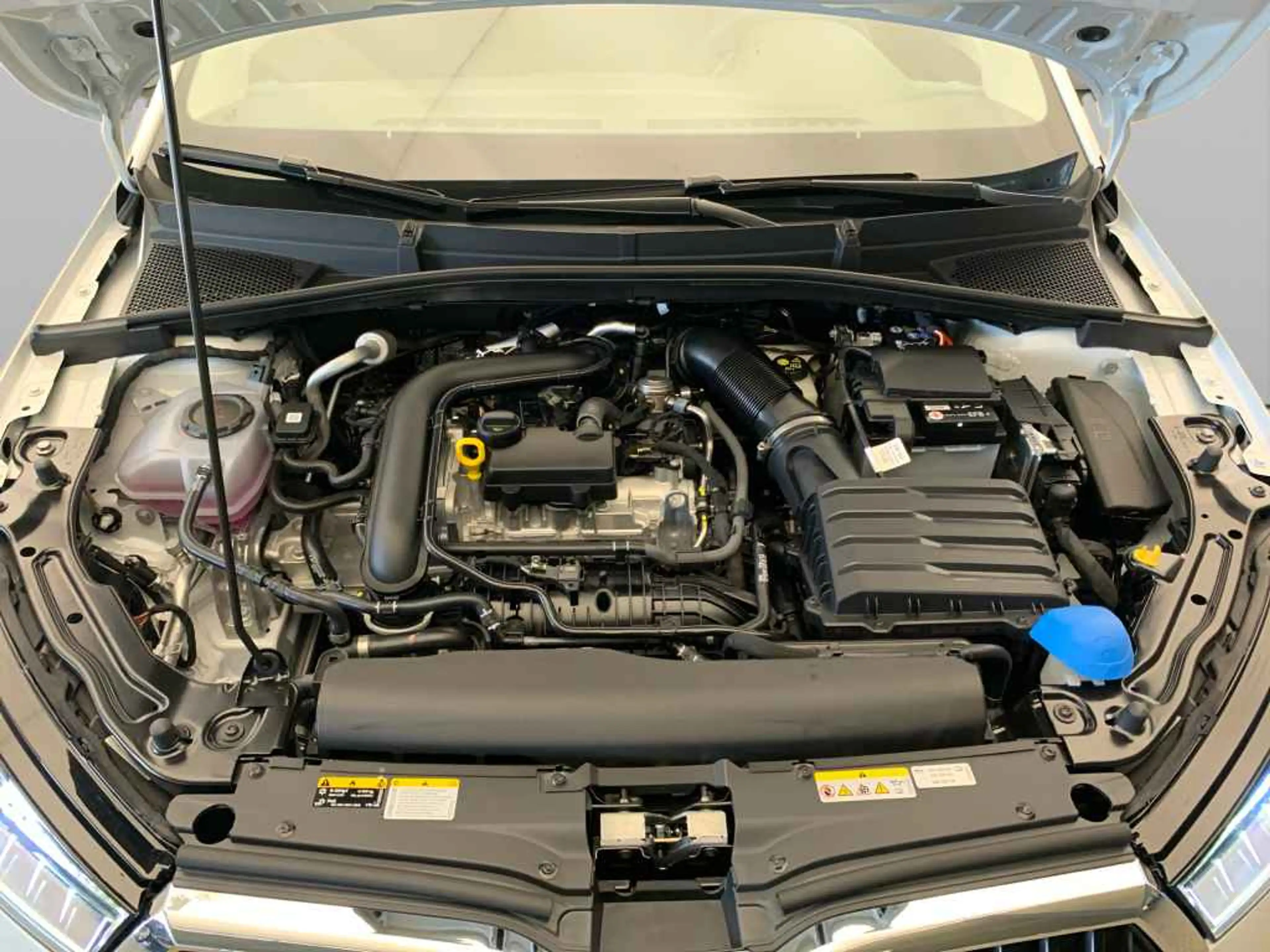 Skoda Fabia Tour 1.0 TSI DSG ACC*CAM*SHZ*LED*PDC*2-Z — photo 15