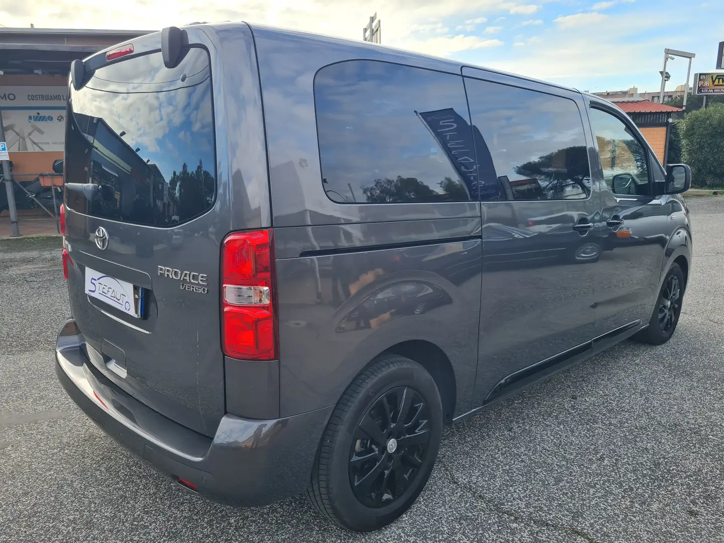 Toyota Proace Verso 2.0D 177CV 8 Posti *AUT*UNIPRO*TAGLIANDI* Grigio - 2