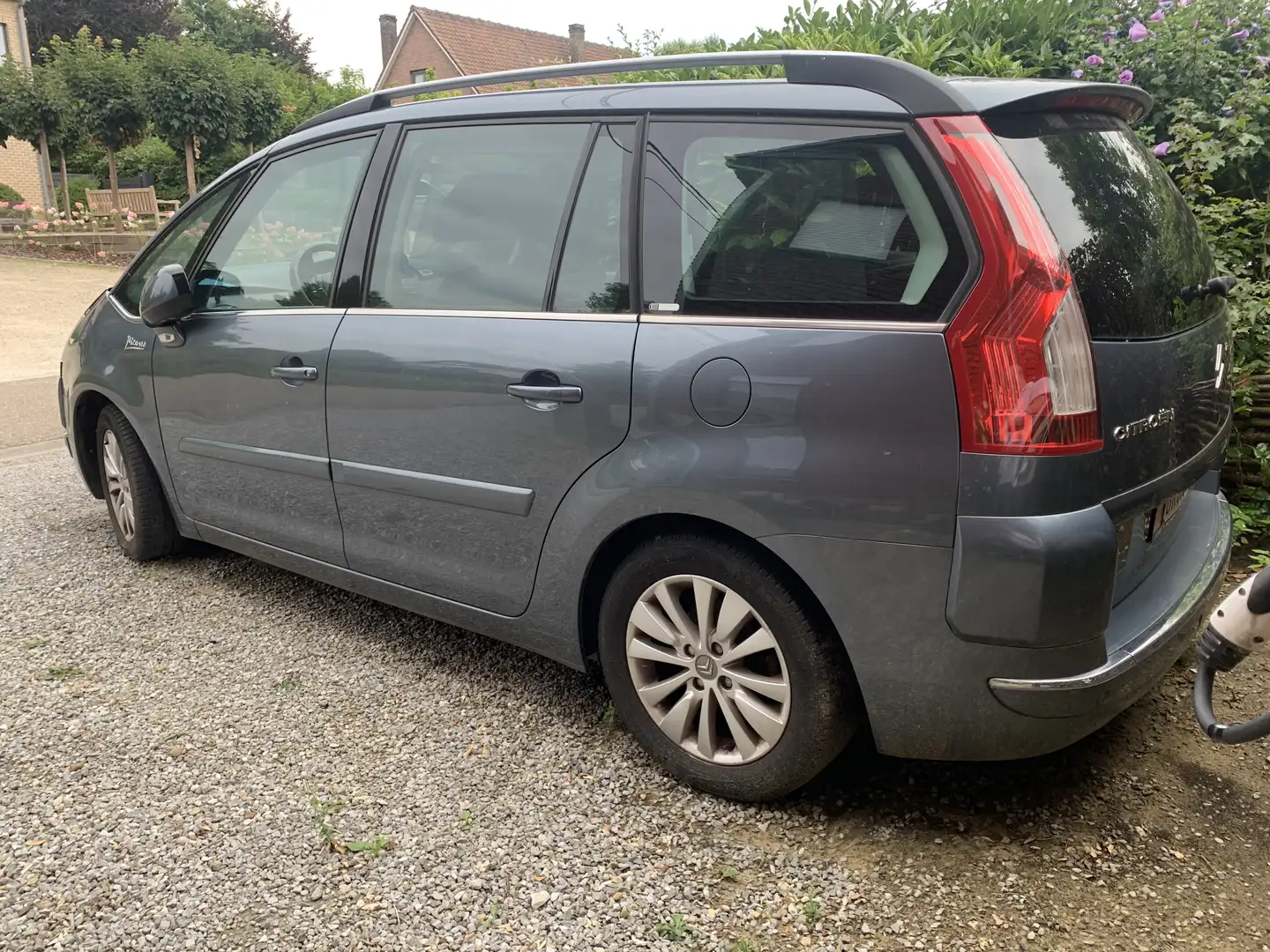 Citroen Grand C4 Picasso 1.6 HDi FAP Exclusive - 2