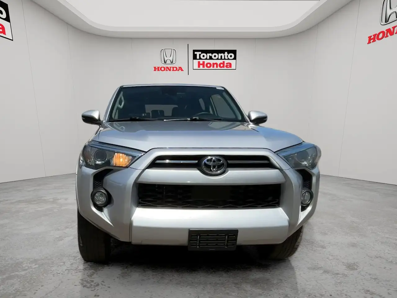 Toyota 4-Runner снимка Toyota 4-Runner