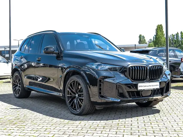 BMW X5 view 6
