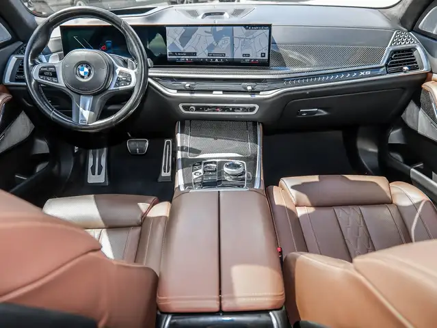 BMW X5 view 3