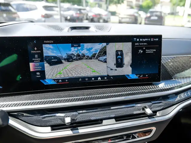BMW X5 view 15