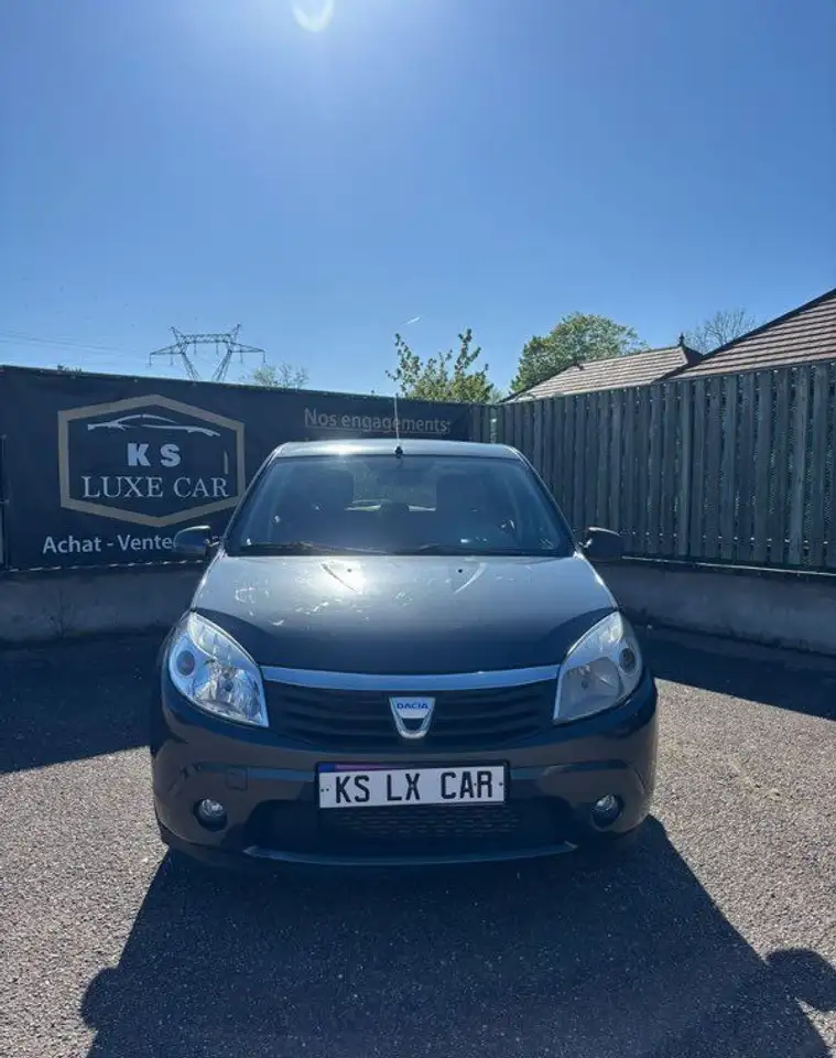Dacia Sandero 1.5 dCi 90 Cv 1 Ã¨res mains