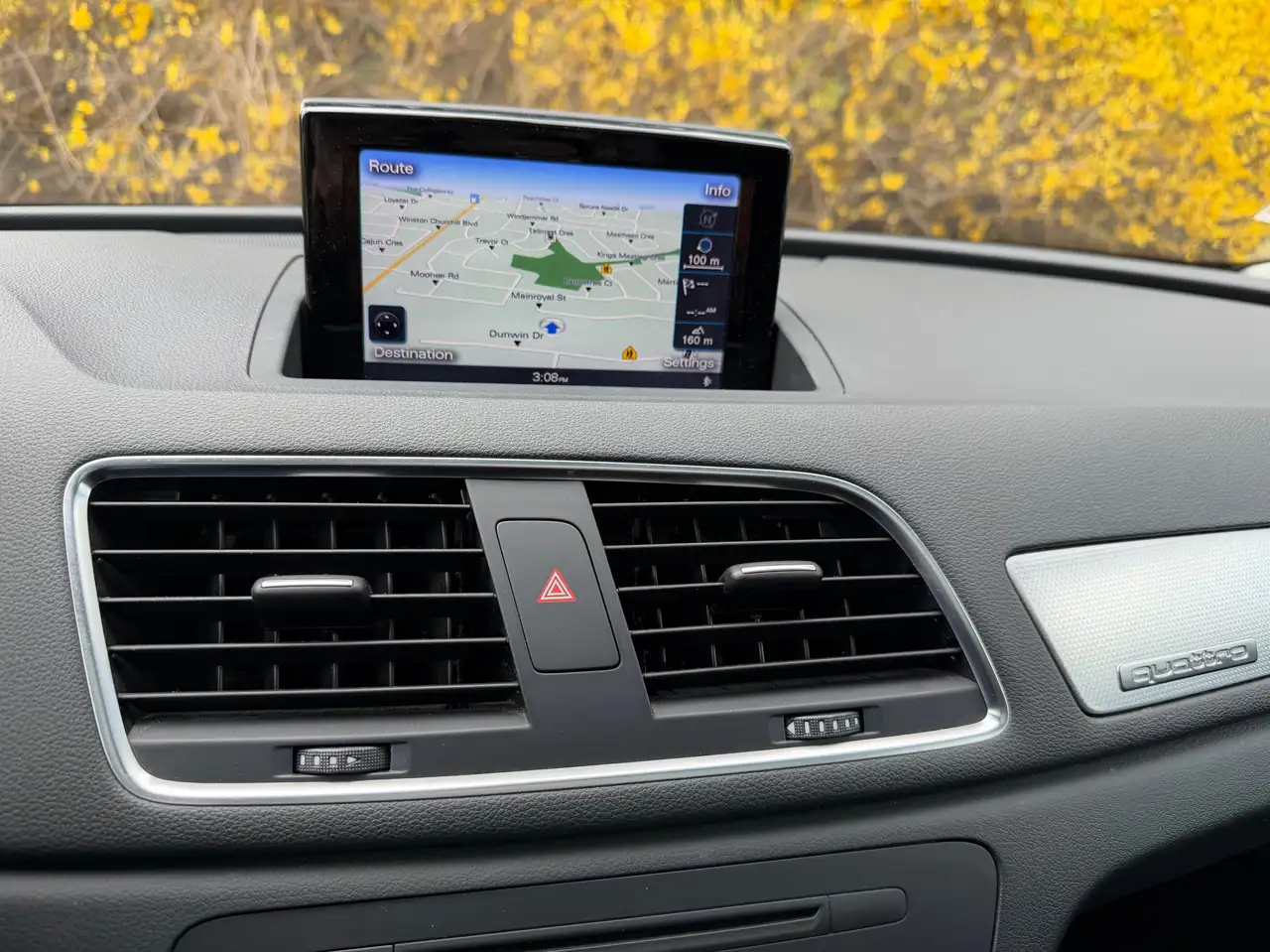 Audi Q3 снимка Audi Q3