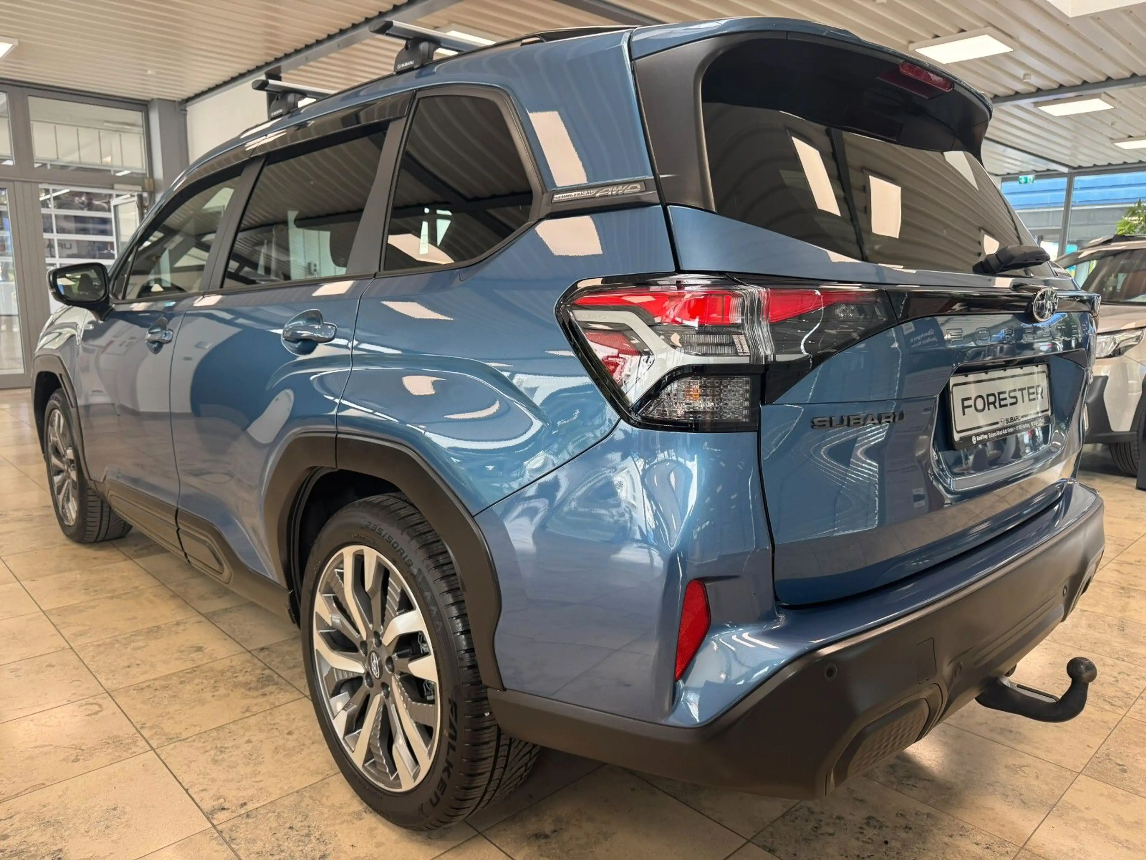 Subaru Forester AWD Platinum | AHK | Leder | Panorama — photo 3