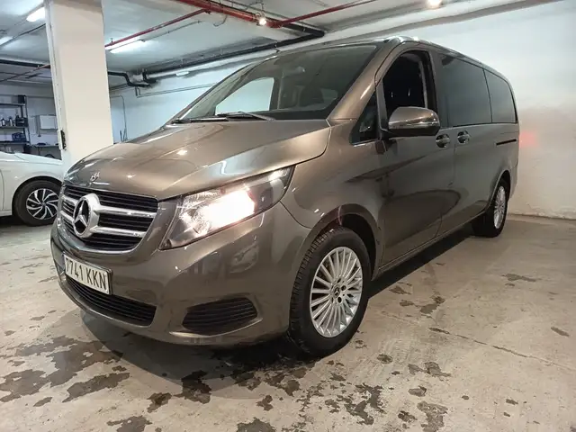 Mercedes-Benz V 220 220d Largo Exclusive 7GT