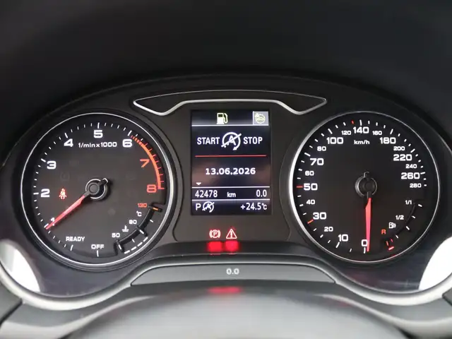 Audi Q2 view 14