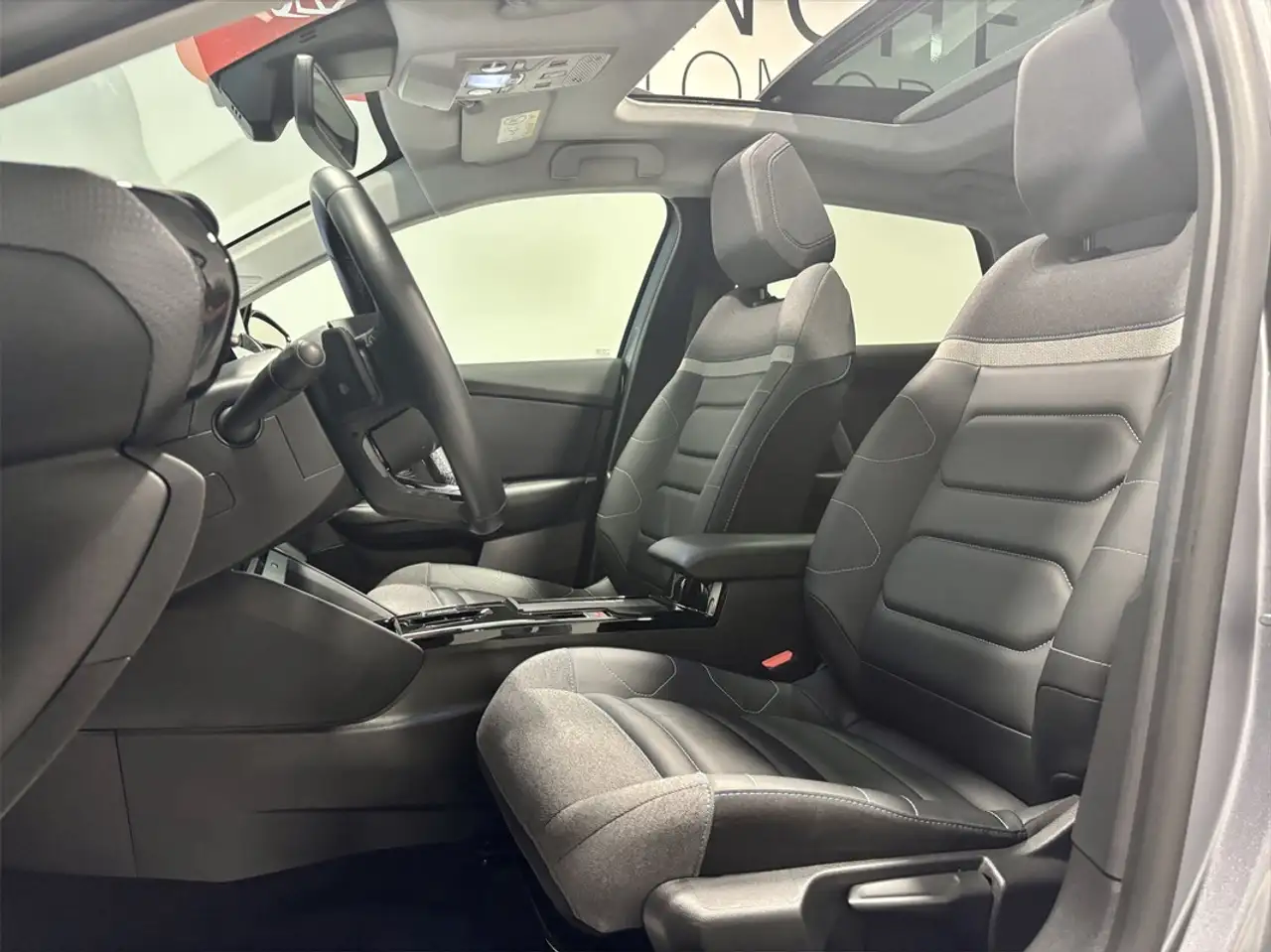 Citroen C4 Berline — photo 8
