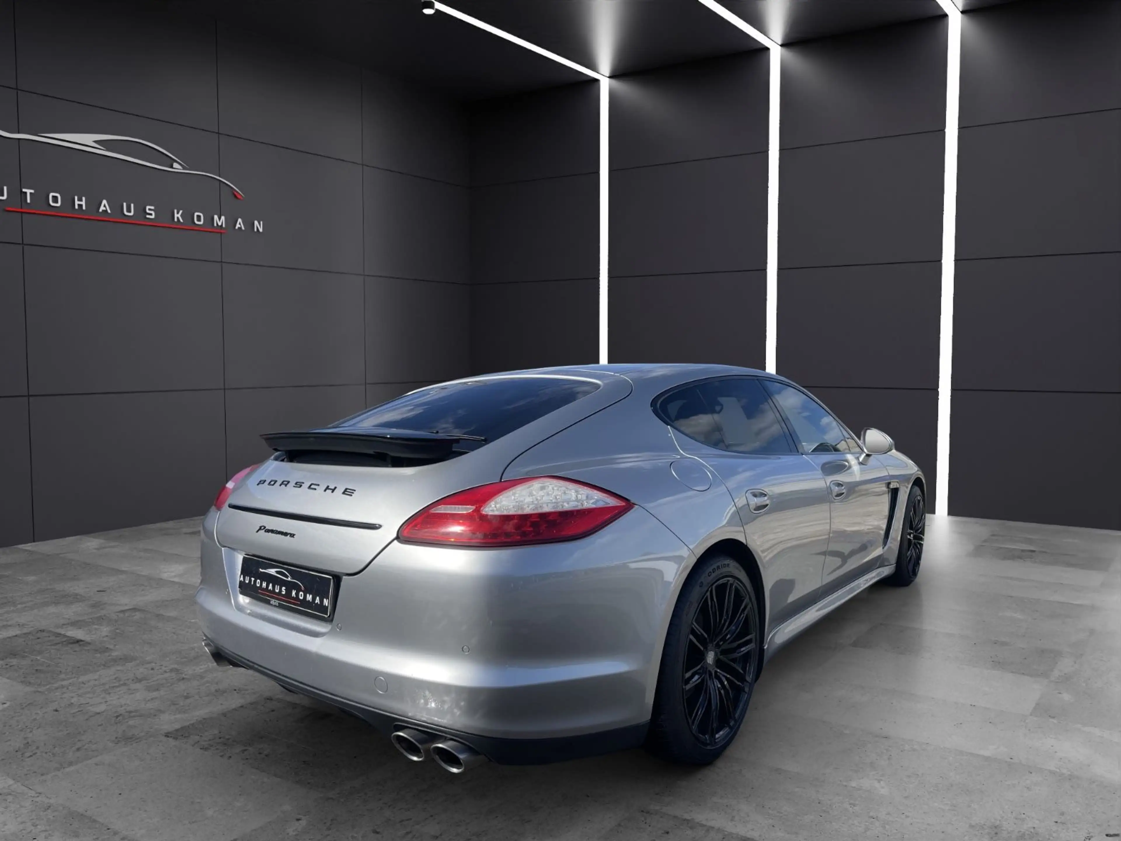 Porsche Panamera 3.6 V6*AUTOM.*20ZOLL*PDC*NAVI*AHK*LEDER — photo 7