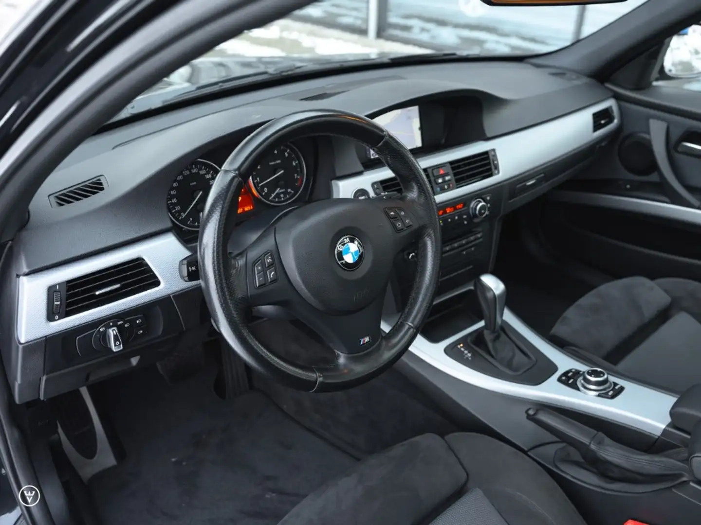 BMW 325 325i Touring LCI M-sport Aut. - Pano, TOP! Schwarz - 2