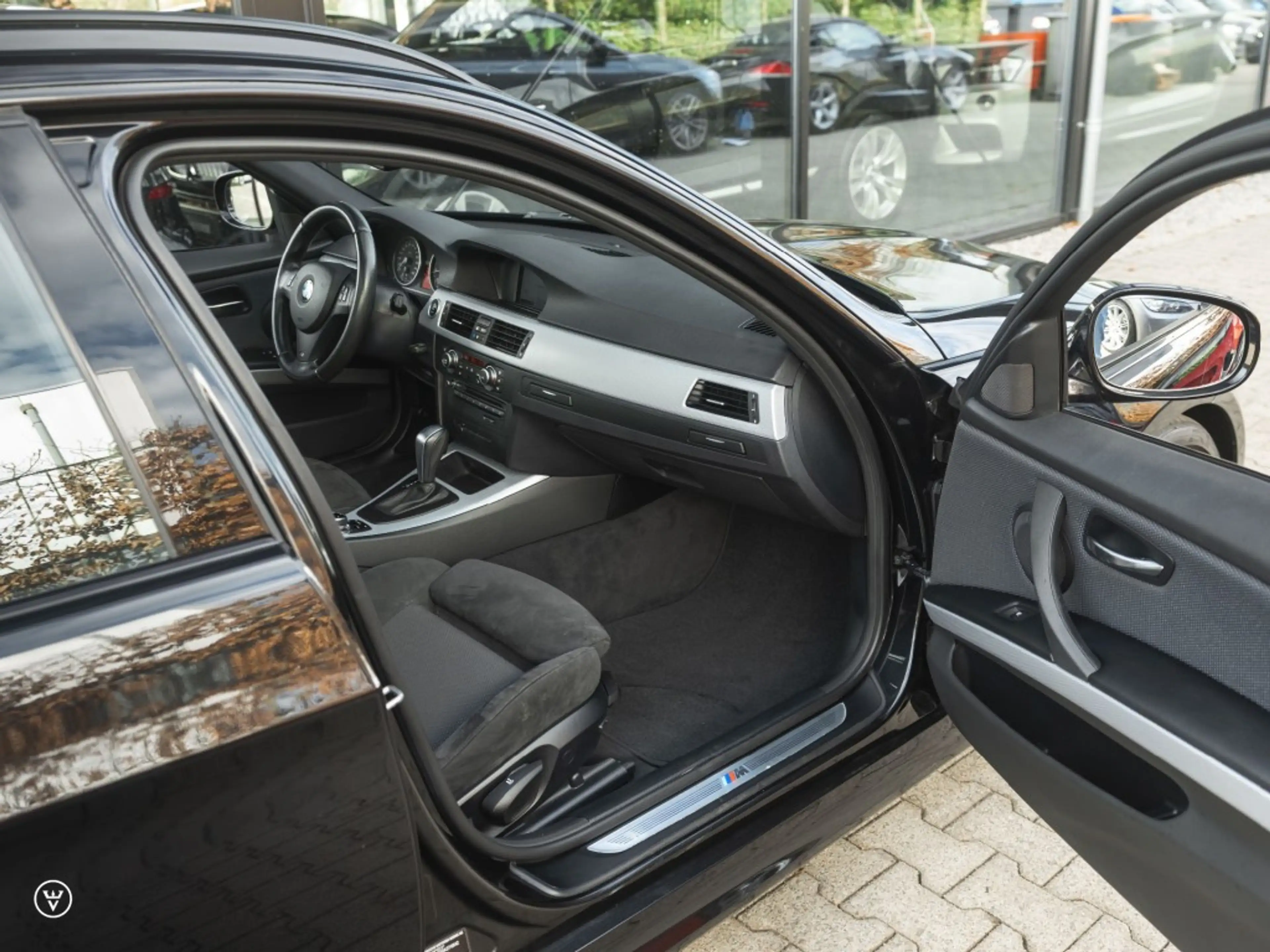 BMW 325 325i Touring LCI M-sport Aut. - Pano, TOP! — photo 20