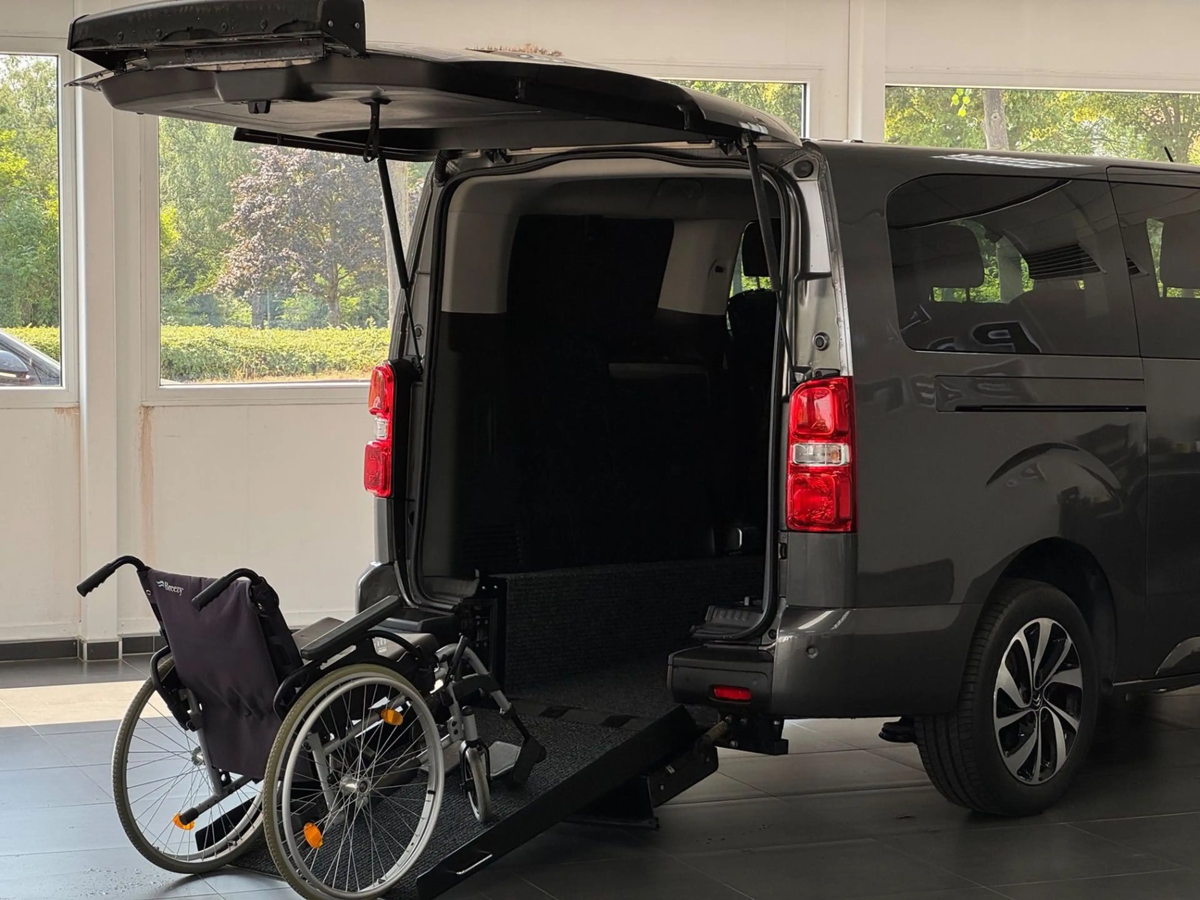 Citroen Spacetourer Spacetourer XL Business Rollstuhlgerecht-Rampe — photo 7