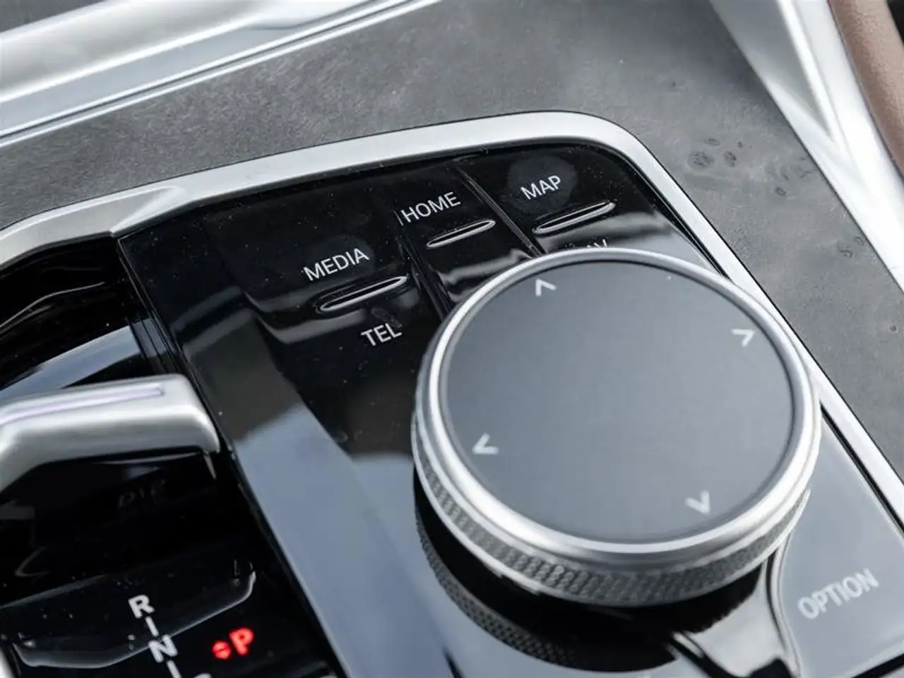 BMW X6 снимка BMW X6