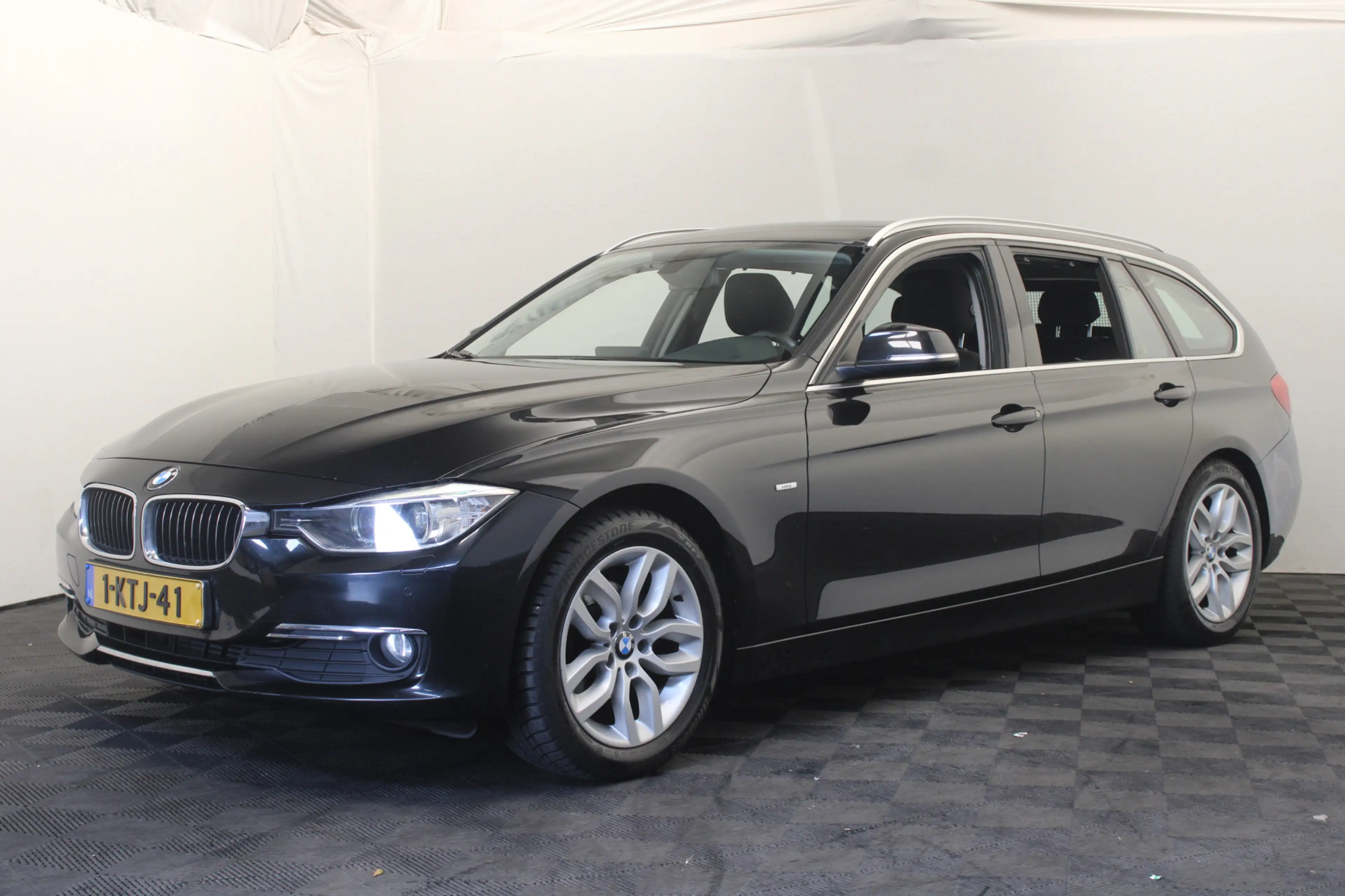 BMW 316 3-serie Touring 316i Executive Edition