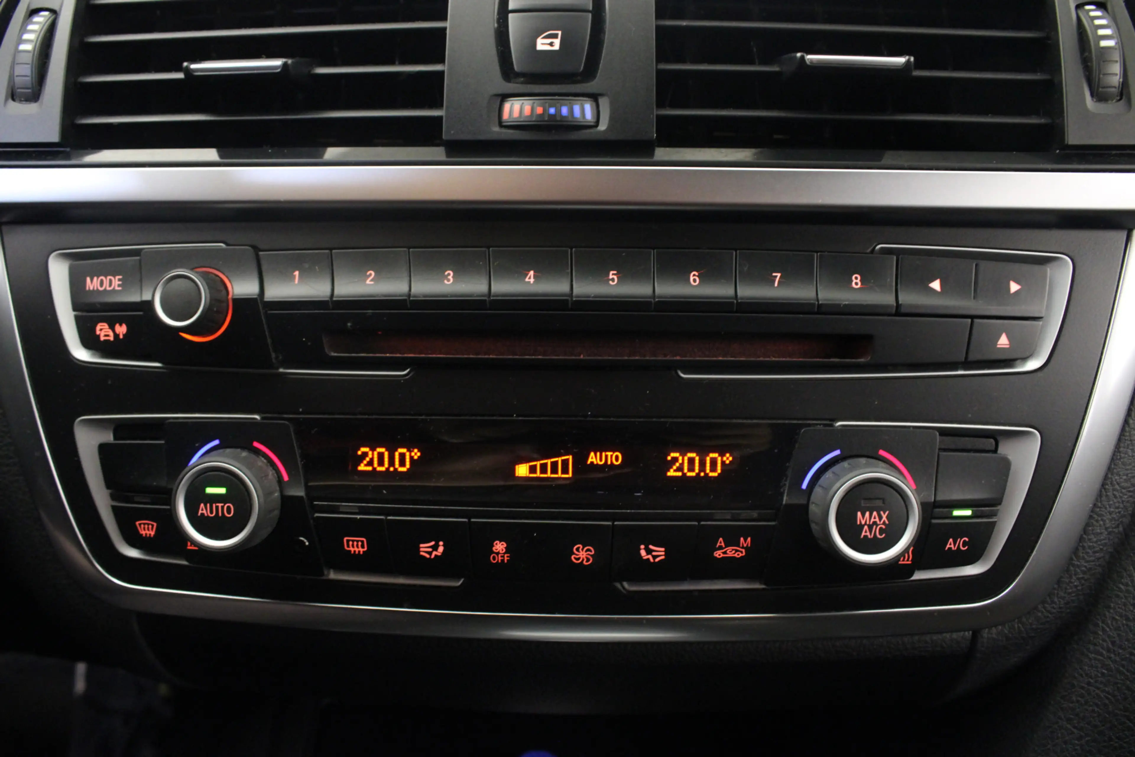 BMW 316 3-serie Touring 316i Executive Edition — photo 16