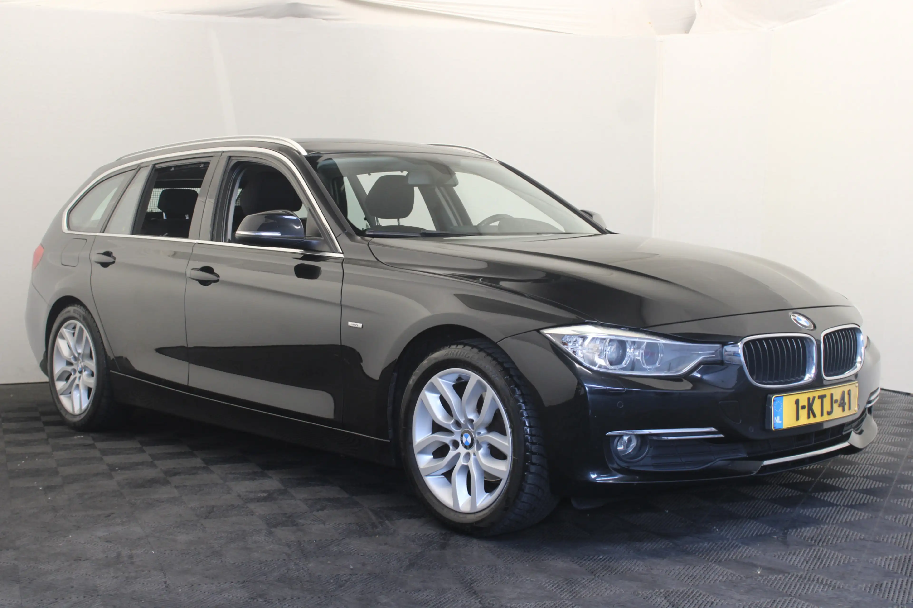 BMW 316 3-serie Touring 316i Executive Edition — photo 5