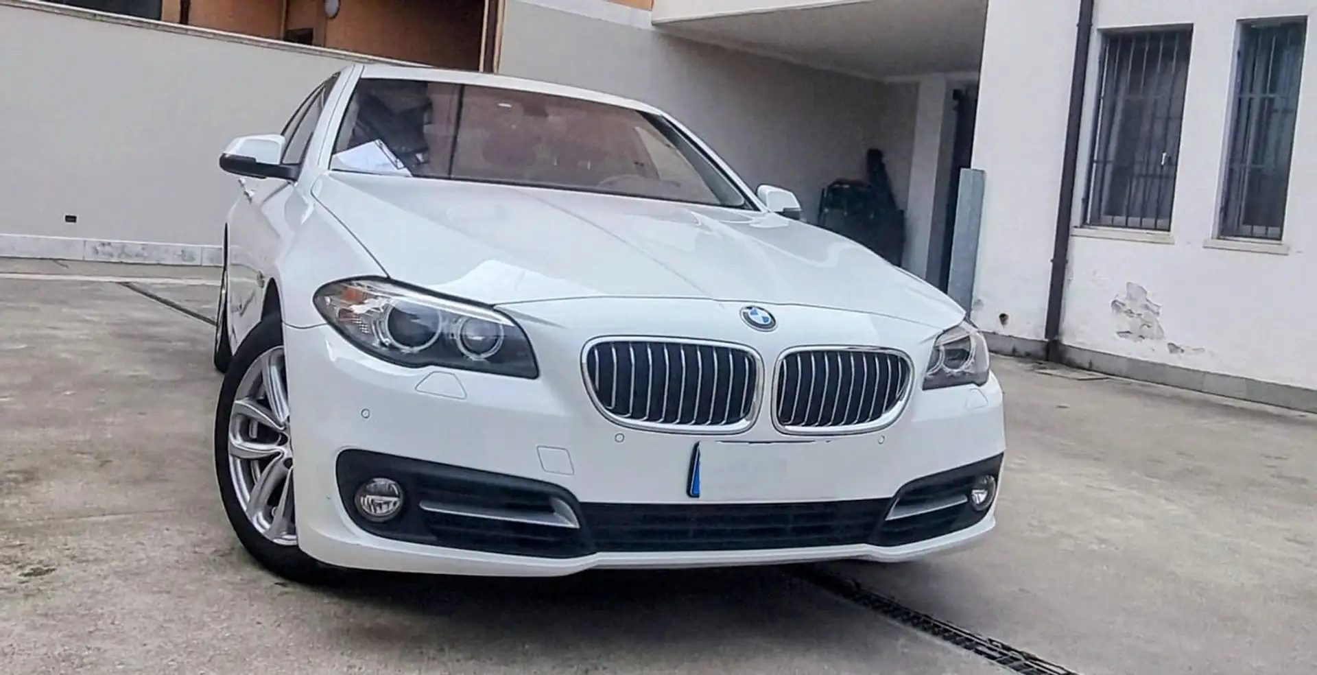 BMW 530 530dA Touring Business auto E6 - 1