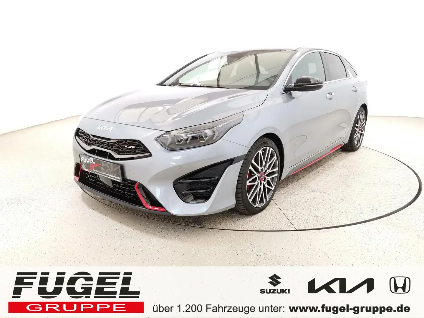 Kia ProCeed / pro_cee'd 1.6 T-GDI DCT GT FACELIFT Komf.|Navi|Sound|RFK|4xS Silber - 1