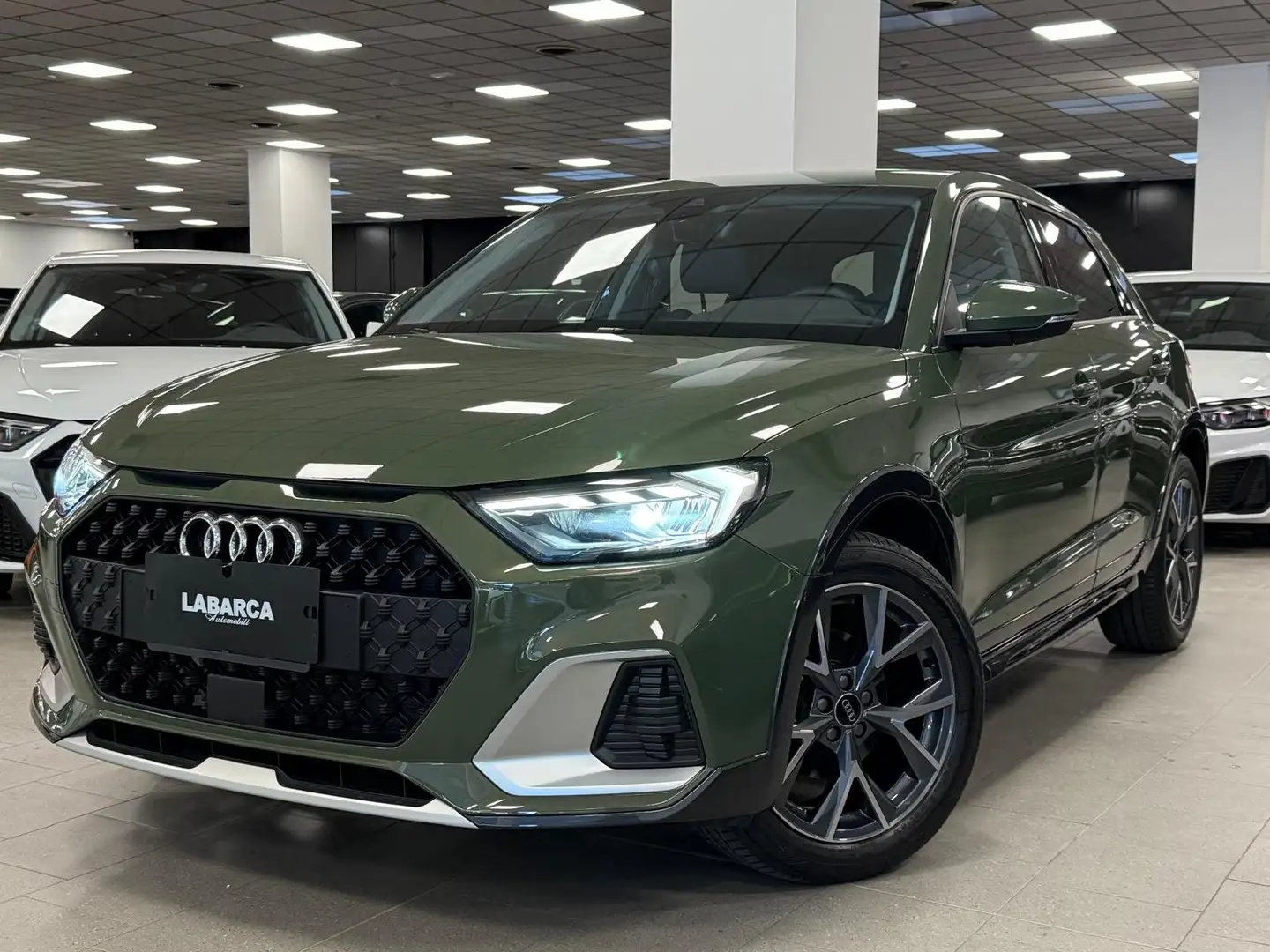 Audi A1 Allstreet 25 TFSI Verde - 1