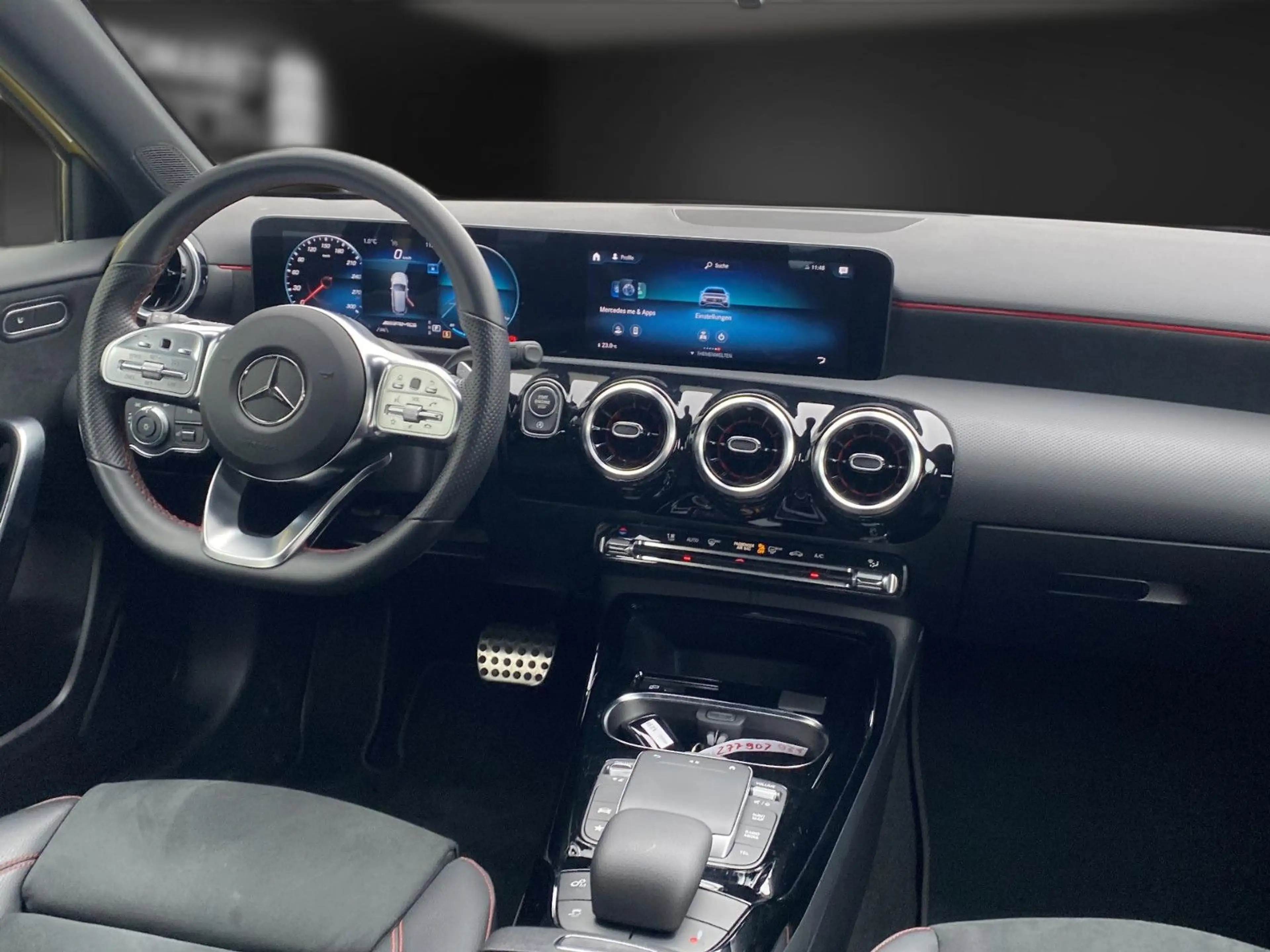 Mercedes-Benz A 45 AMG 4Ma Alcantara*LED*DAB*18*DigTacho — photo 9