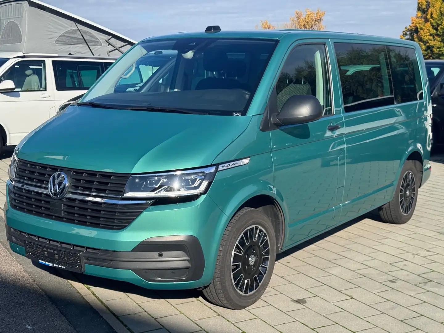 Volkswagen T6.1 Multivan Multivan DSG/LED/Kamera/Navi/AHK/ACC/MFL/7-Sitzer Gris - 1