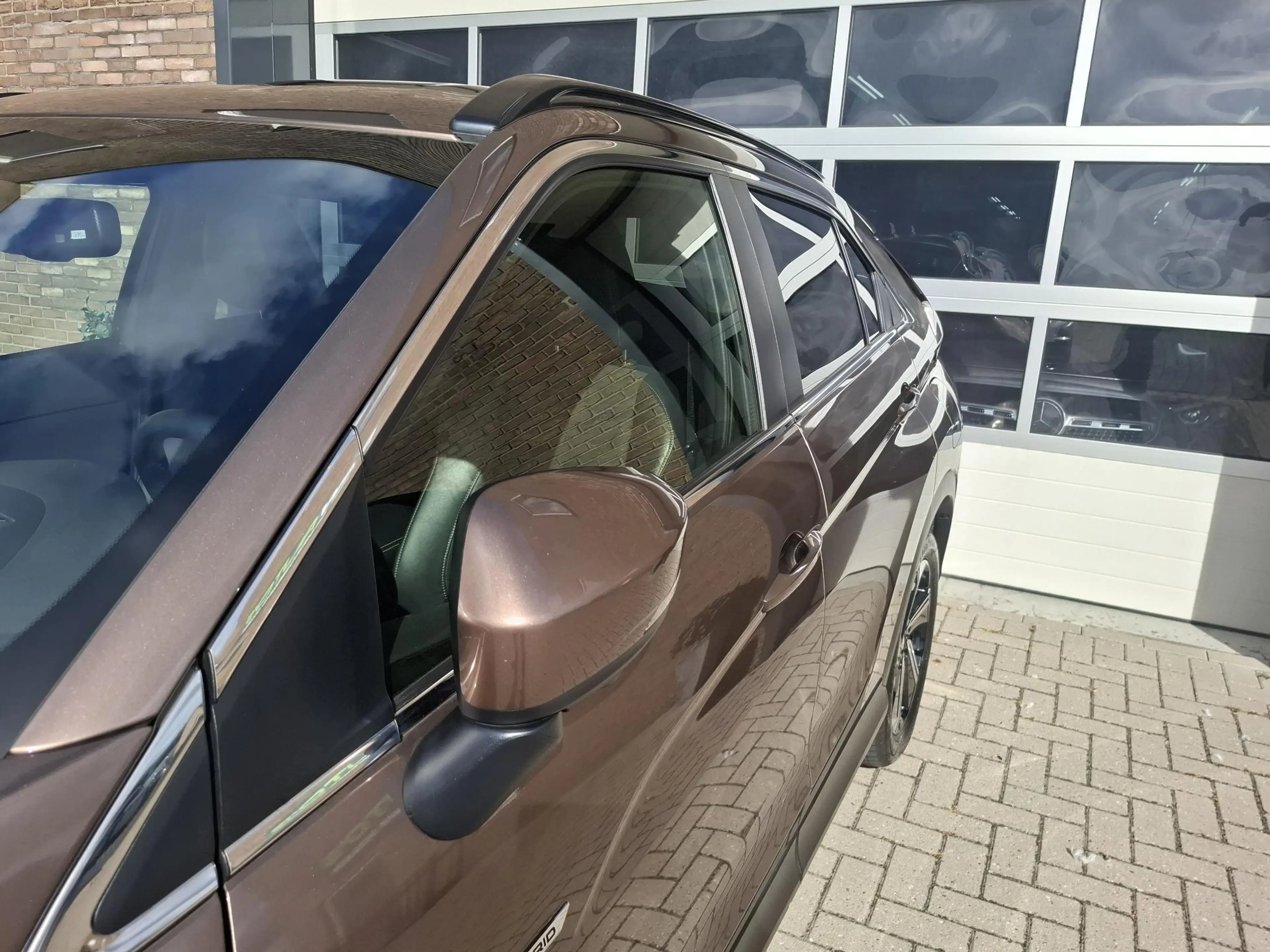 Mitsubishi Eclipse Cross 2.4 PHEV Business Executive SOH 98% — photo 16