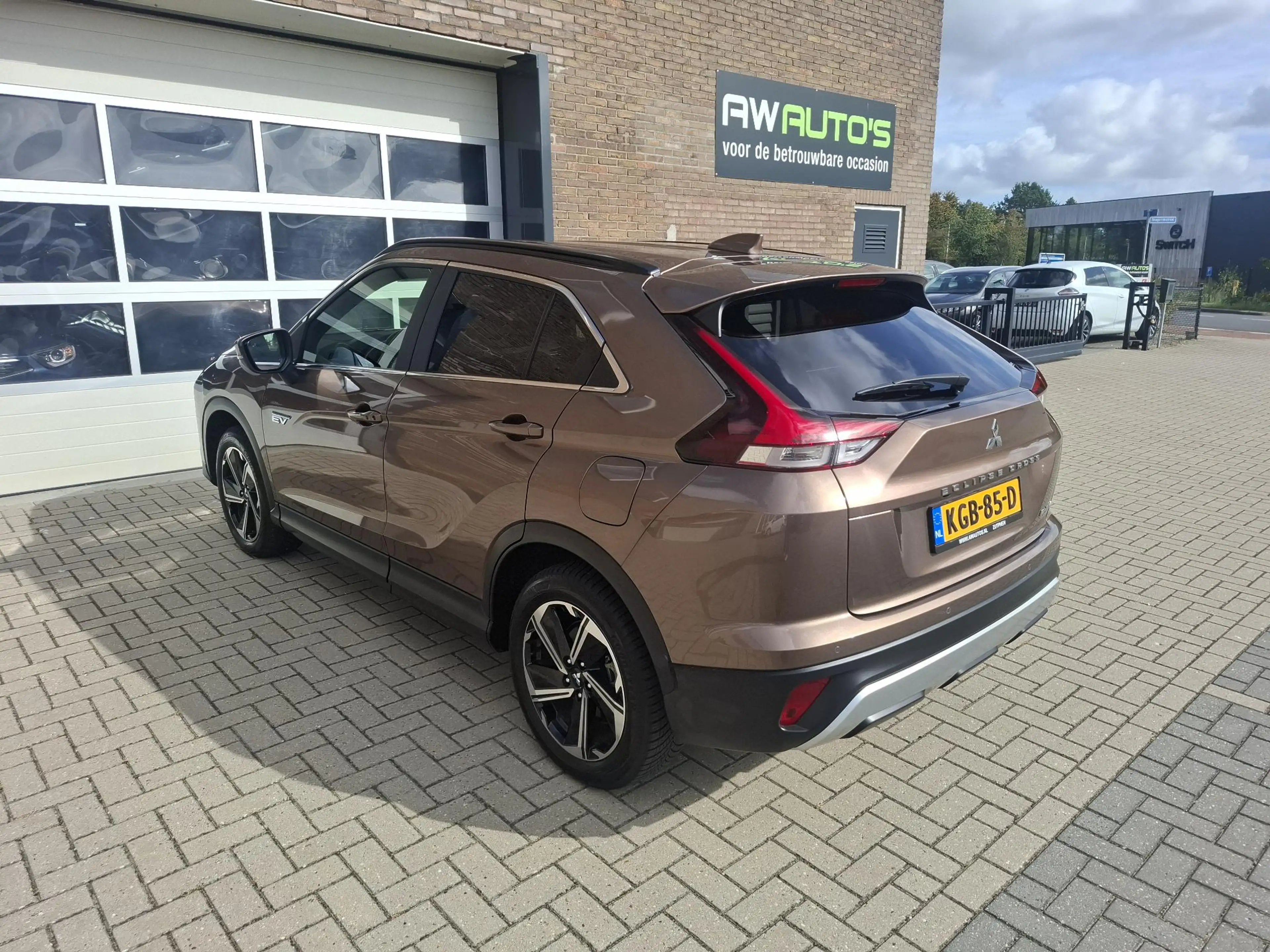 Mitsubishi Eclipse Cross 2.4 PHEV Business Executive SOH 98% — photo 15