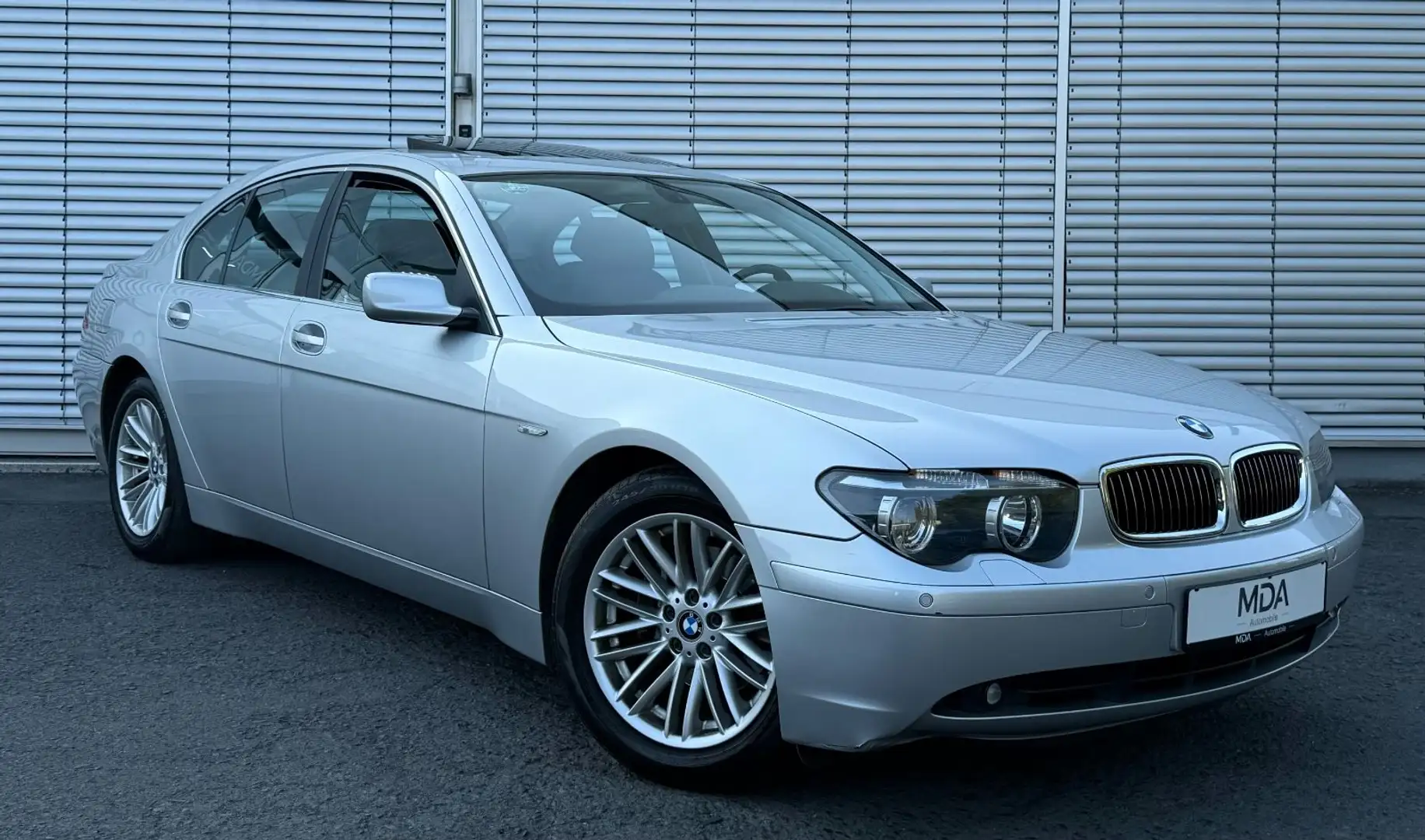 BMW 735 i 3.6 V8 S-DACH/1.HD/SOFT-CLOSE/TOP Silber - 1
