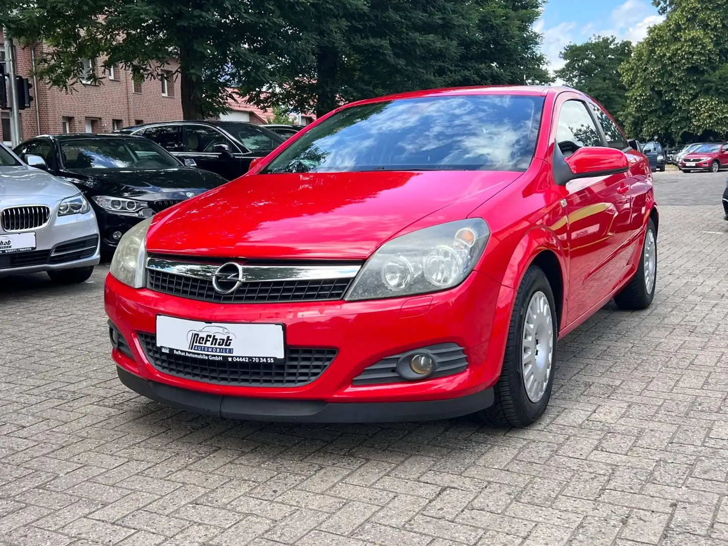 Opel Astra H GTC Edition Rot - 2