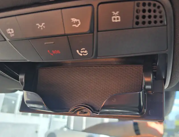 Mercedes-Benz C 63 AMG C 63 AMG **PANO, BURMESTER, GARANTIE, FACELIFT** Ansicht 47