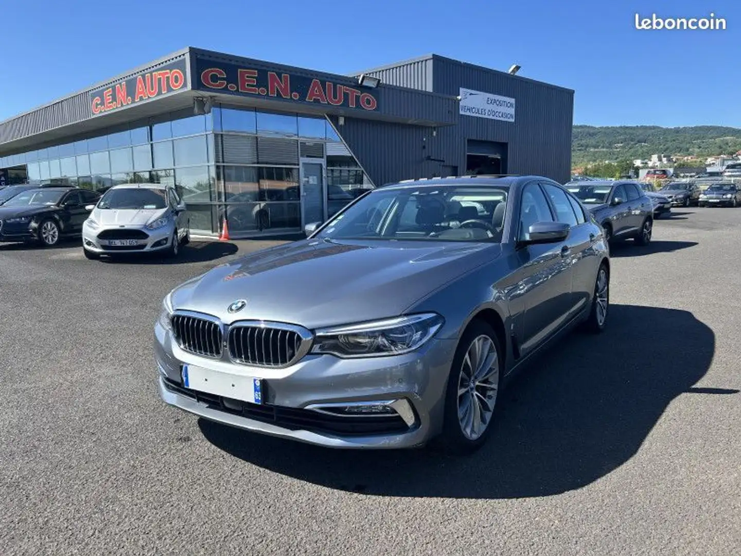 BMW 530 SERIE (G30) 530EA IPERFORMANCE 252CH LUXURY Bleu - 1