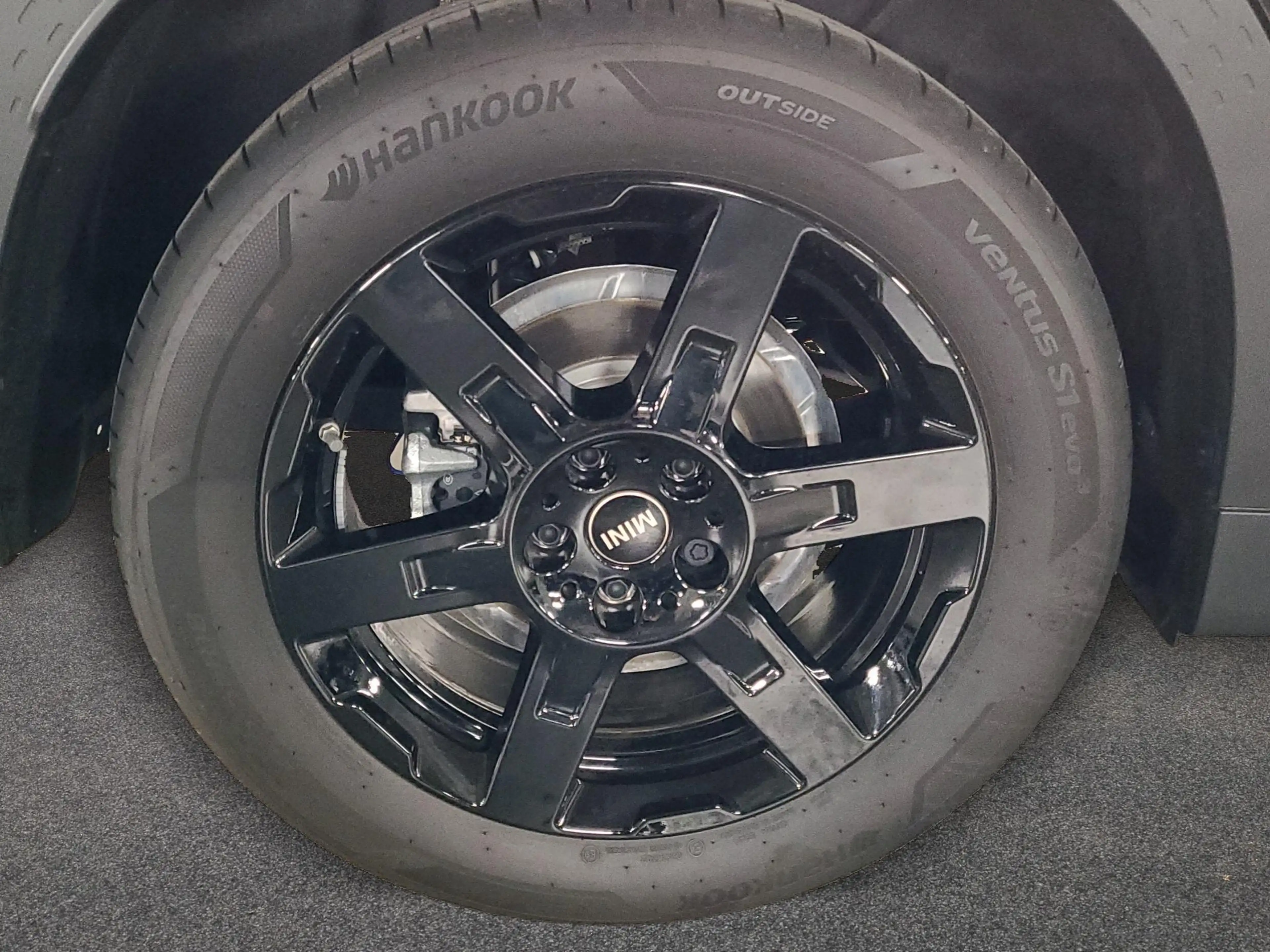 MINI Countryman C Classic Trim — photo 10