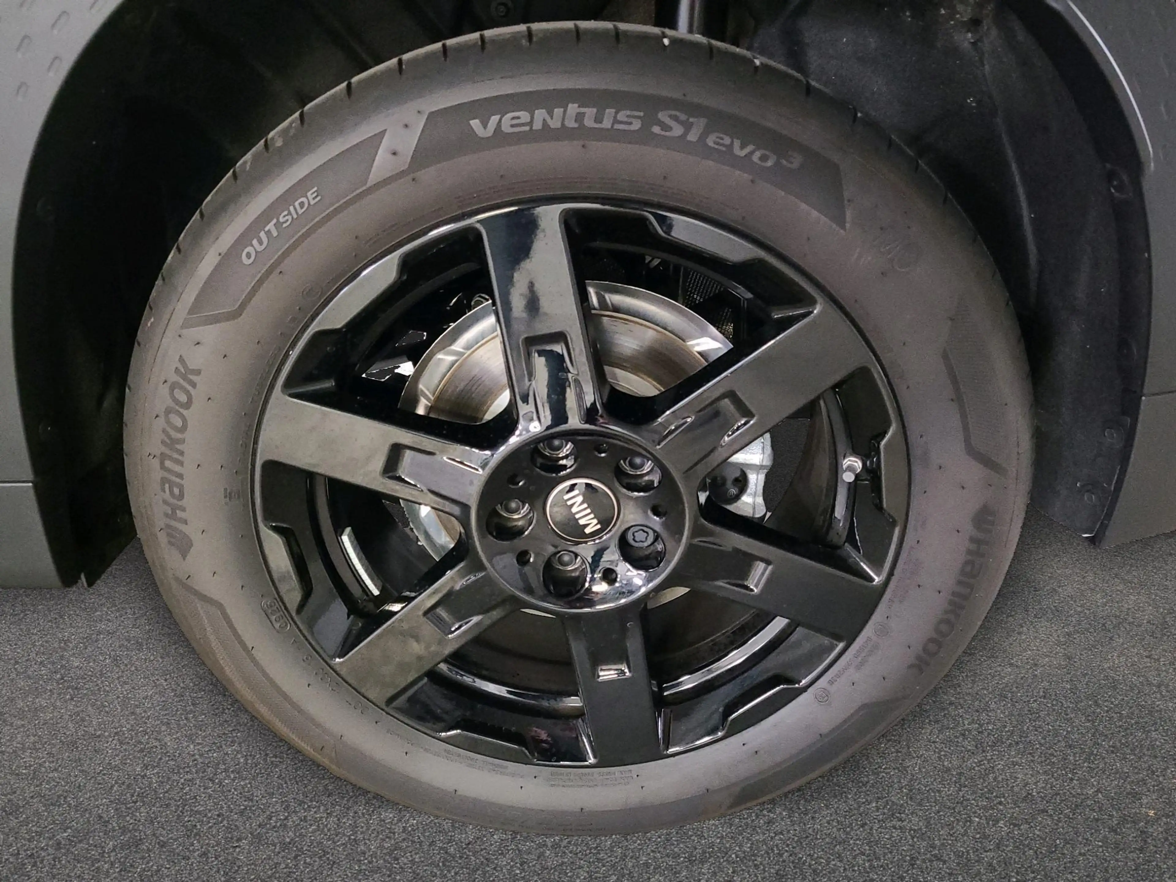 MINI Countryman C Classic Trim — photo 8