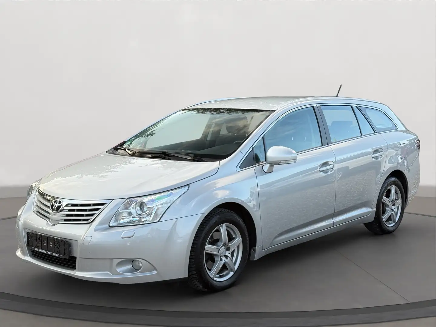 Toyota Avensis Avensis Kombi Kamera Standheiz. 1.Hand AHK Silber - 1