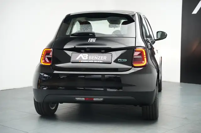 Fiat 500 view 9
