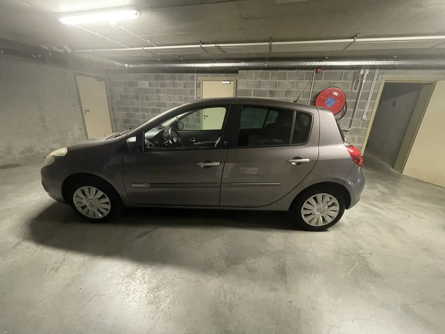 Renault Clio 1.2 TCe Ice-Watch - 1