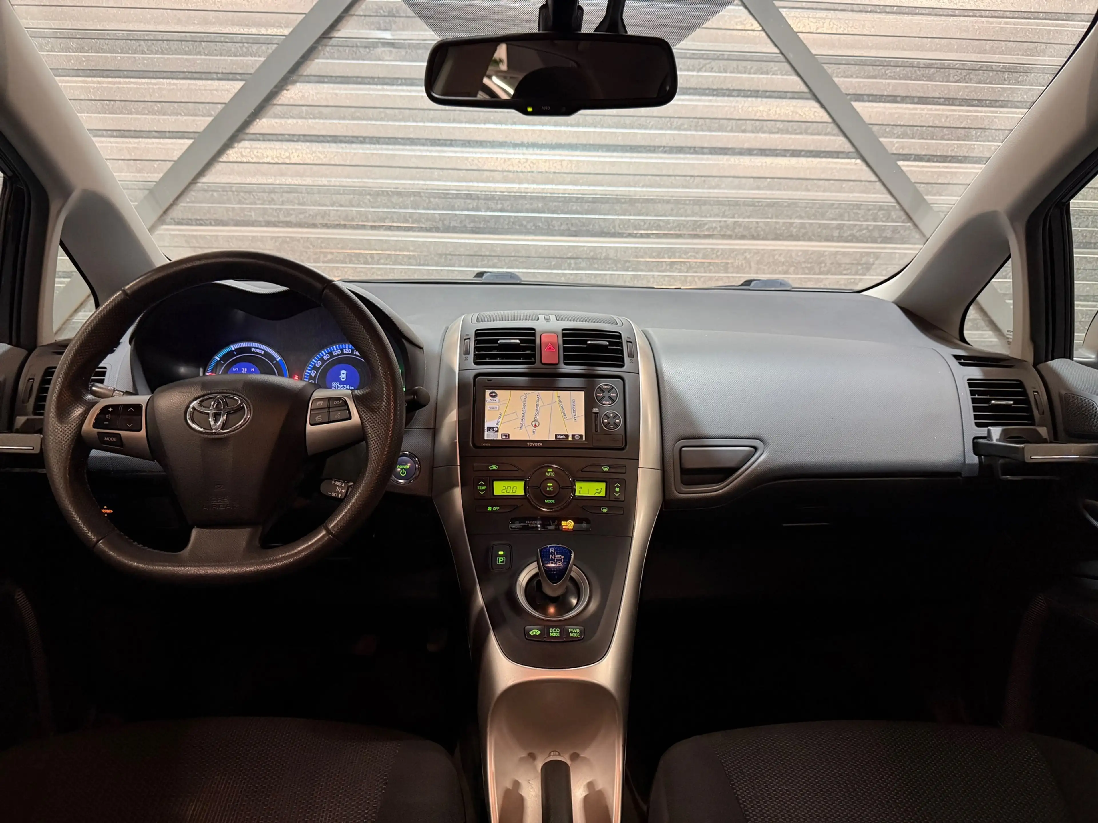 Toyota Auris 1.8 Full Hybrid Dynamic Business 3E-EIG!/AUT/XENON — photo 7