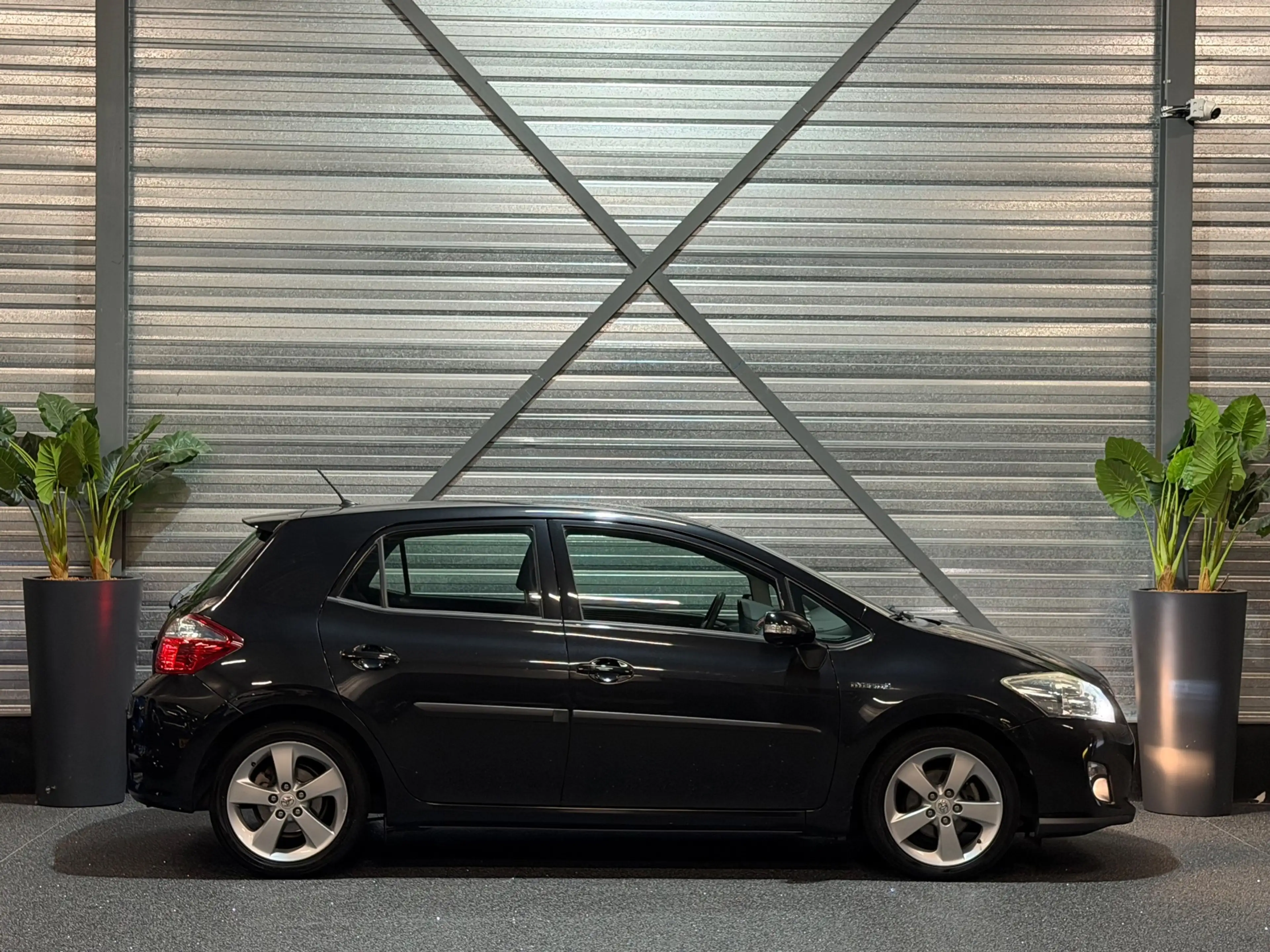 Toyota Auris 1.8 Full Hybrid Dynamic Business 3E-EIG!/AUT/XENON — photo 5