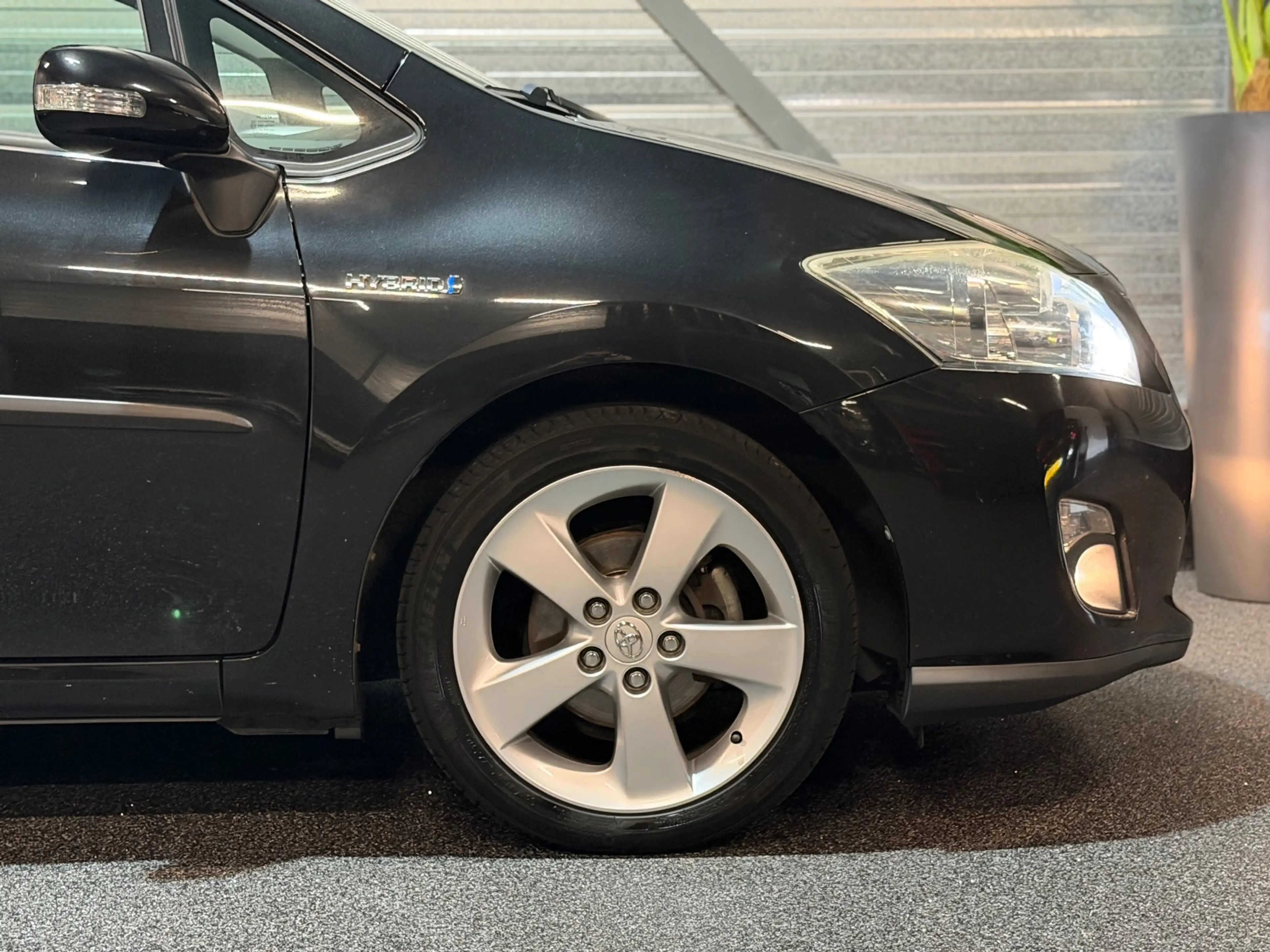 Toyota Auris 1.8 Full Hybrid Dynamic Business 3E-EIG!/AUT/XENON — photo 21