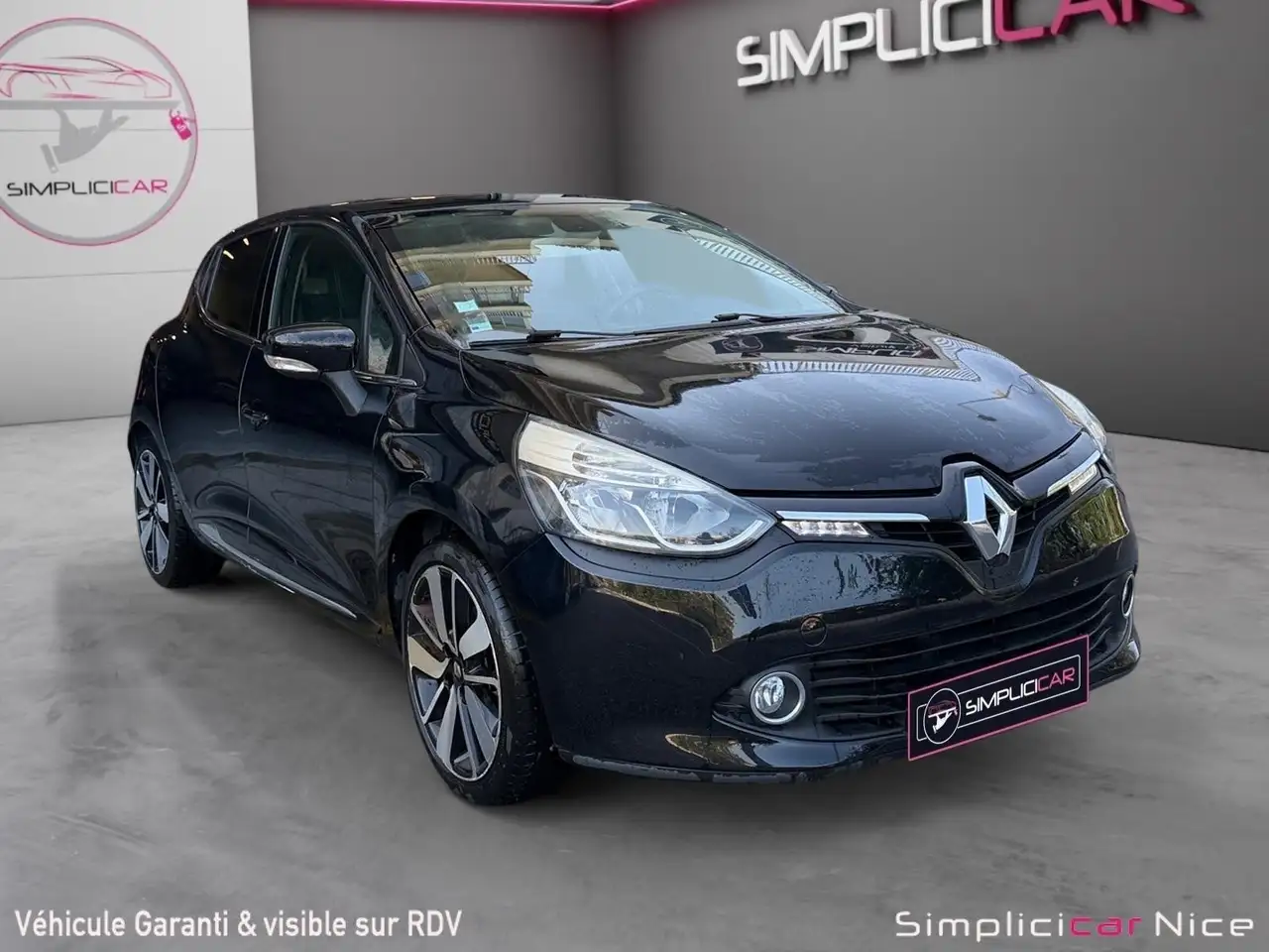 Renault Clio IV TCe 120 Intens EDC