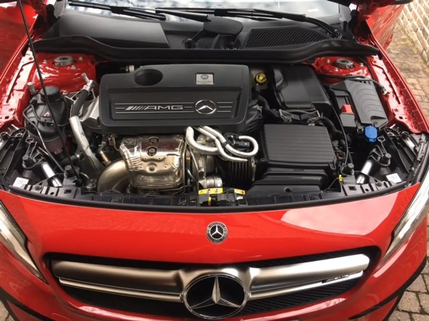 Mercedes-Benz GLA 45 AMG GLA 45 AMG 4-Matic Czerwony - 2