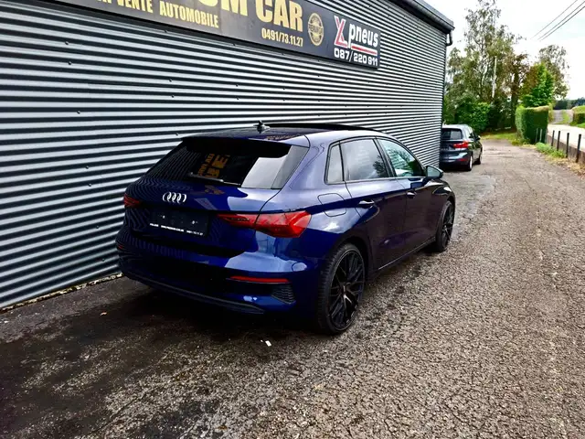 Audi A3 view 3