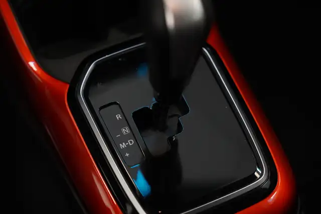 Suzuki Ignis view 13
