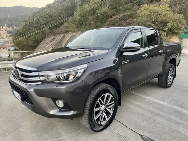 Toyota Hilux 2.4 d-4d double cab  4wd PREZZO FINITO