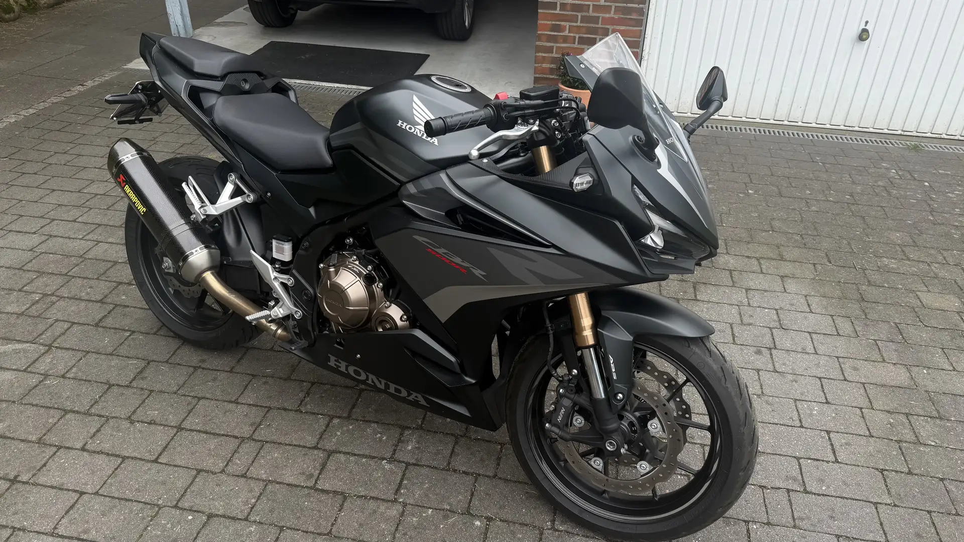 Honda CBR 500 R Negru - 1