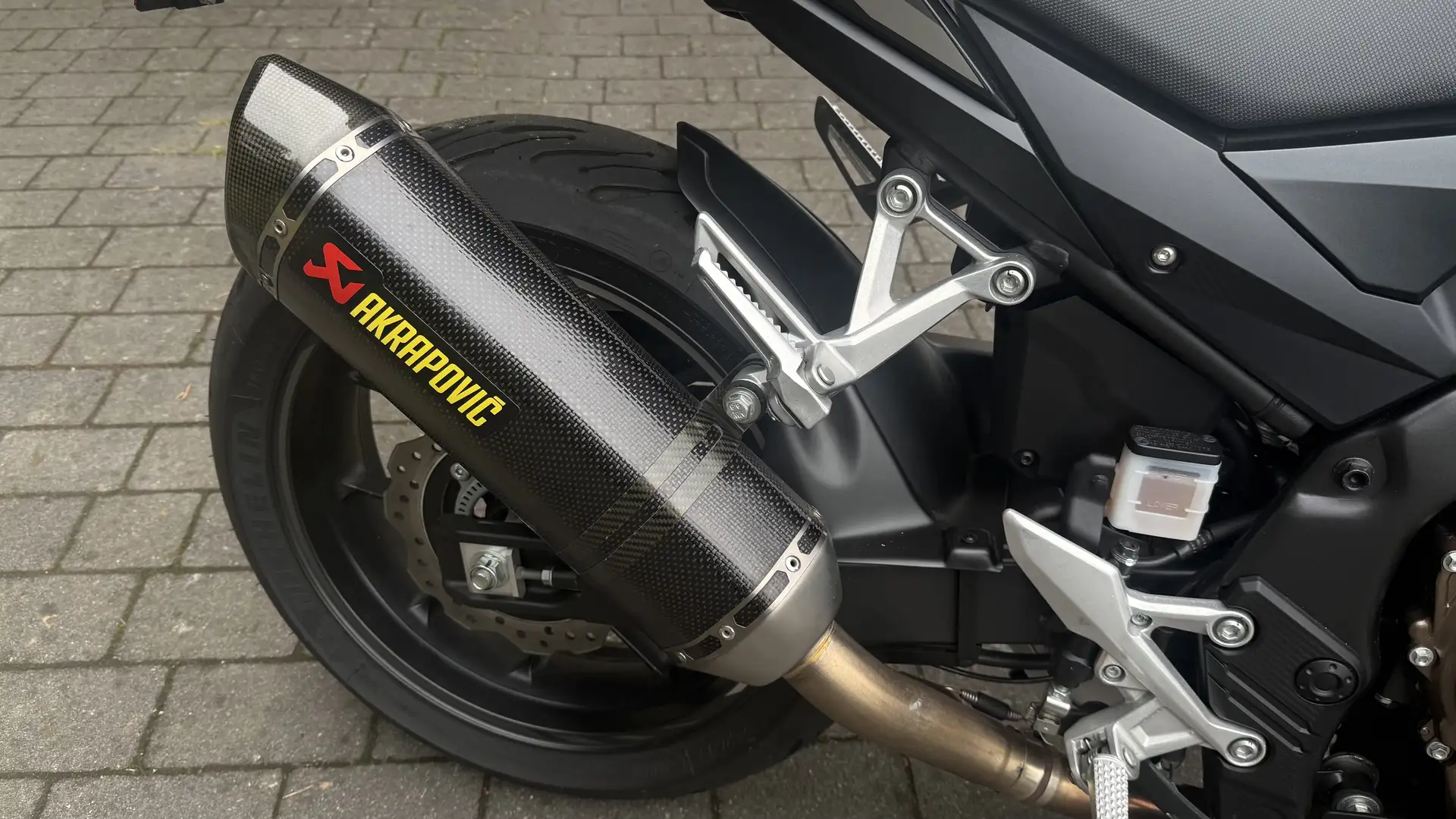 Honda CBR 500 R Negru - 2