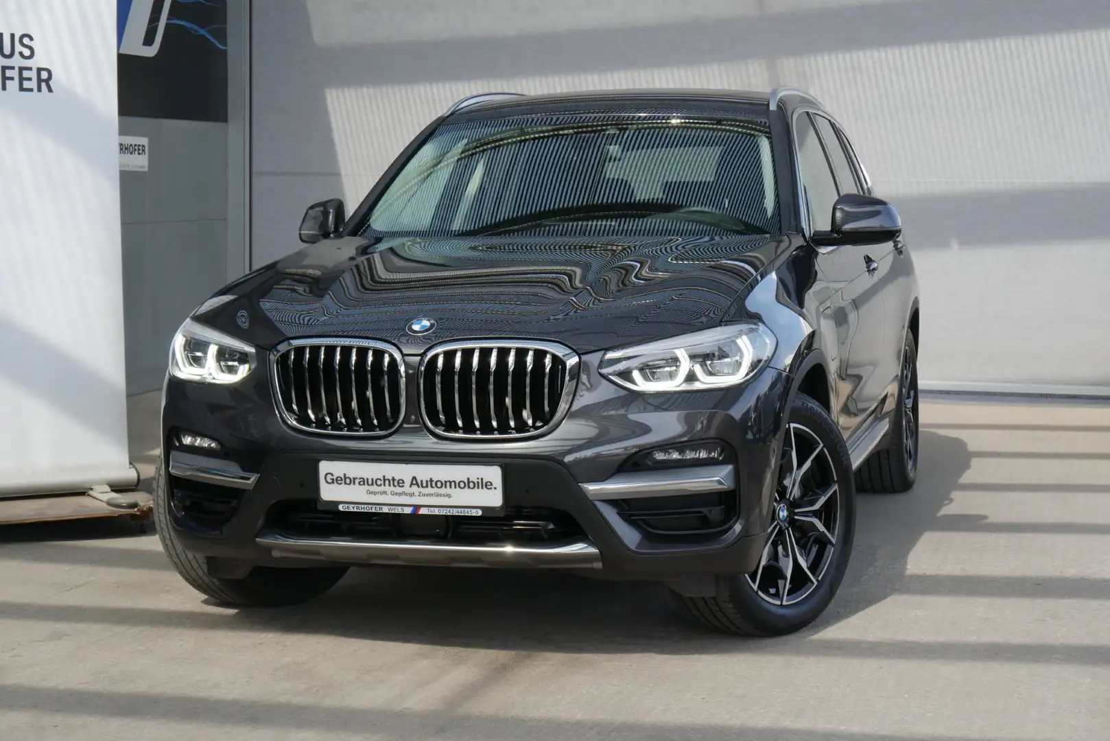 BMW X3 xDrive30e *Sitzlüftung/AHK/H&K Sound/360°/HUD/DA-Plus/Luxury Line* Grau - 2