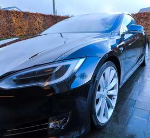 Model S 90 kWh Dual Motor
