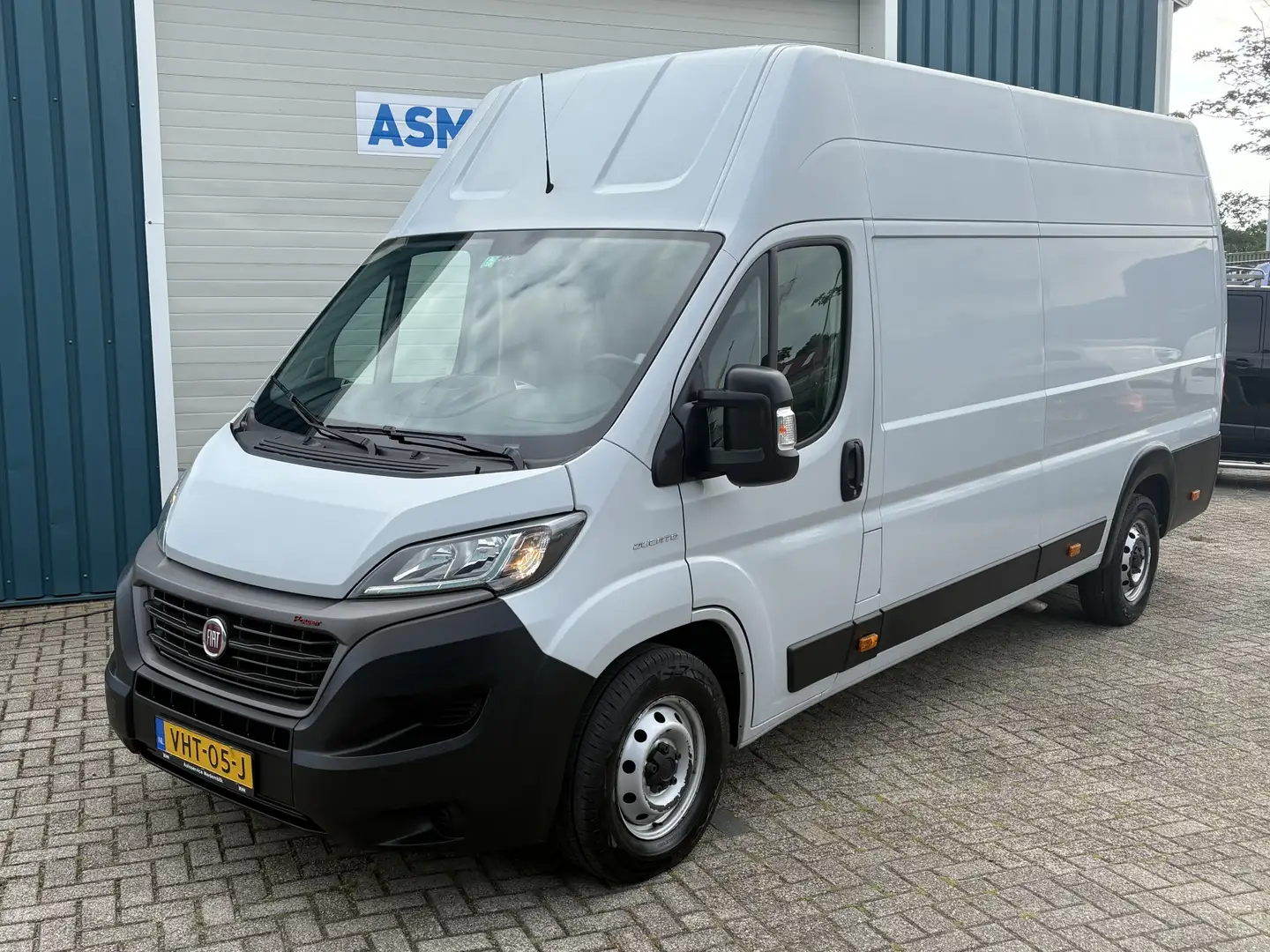 Fiat Ducato 35H 2.3 161Pk MultiJet L4H3 Heavy Duty / Cruise / Grijs - 2